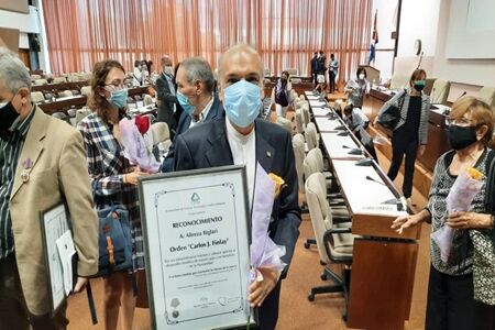 رییس انستیتو پاستور مدال افتخار کوبا را دریافت کرد