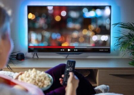 افزایش خطر لختگی خون با تماشای مداوم تلویزیون
