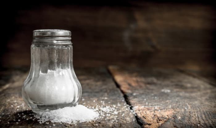 نشانه های مصرف نمک در حد خطرناک