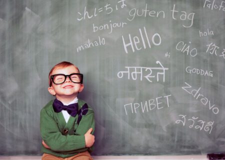 بهترین روش برای آموزش زبان دوم به کودکان چیست؟