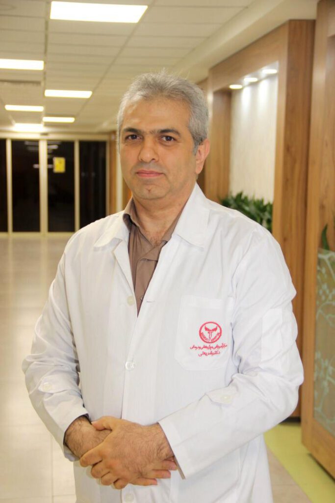 دکتر محمد واعظی ریاست پژوهشکده انکولوژى، هماتولوژى و سل تراپى
