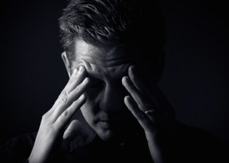 نشانه‌ های مهم افسردگی در مردان چیست؟