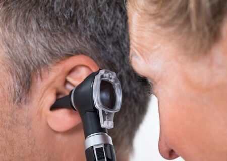 بروز وزوز گوش و از دست دادن شنوایی در بازماندگان سرطان