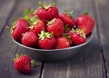 خوردن توت فرنگی با بهبود خلق و خوی مرتبط است