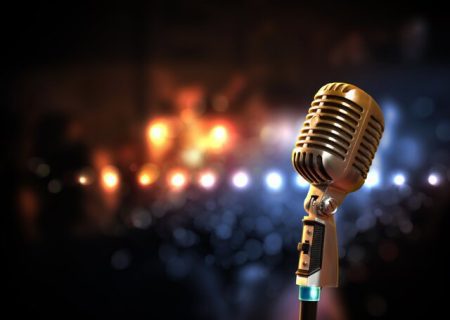 آیا آواز خواندن زیر دوش منجر به کاهش وزن می‌شود؟
