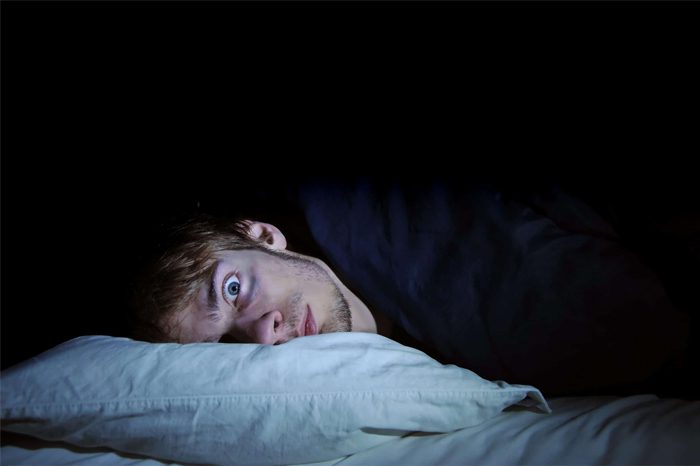 شیفت شب موجب بروز اختلالات خواب در افراد می شود