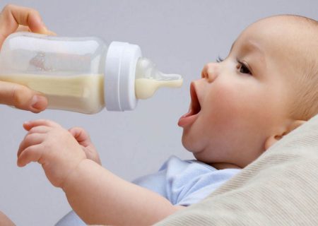 ۱۳ باور نادرست درباره تغذیه با شیر مادر
