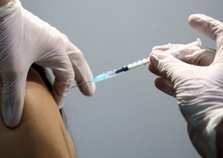 رفع نیاز کشور به واردات ۲ واکسن انسانی از تابستان ۱۴۰۳