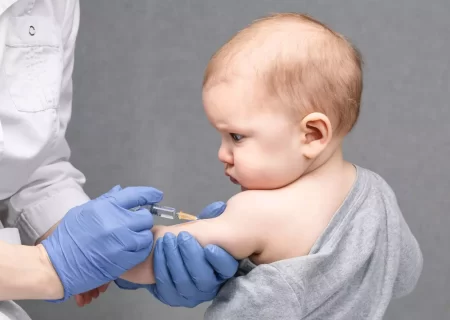 آغاز واکسیناسیون پنوموکوک برای کودکان زیر یک سال