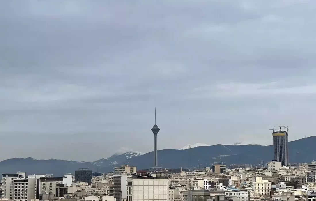 کیفیت هوای تهران در شرایط پاک/ باران آلودگی را شُست