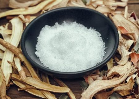 کافور چیست و چه خواصی دارد؟ عوارض و روش مصرف آن