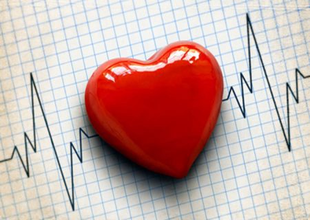 تپش قلب چه زمانی خطرناک می‌شود و نیاز به پزشک دارد؟