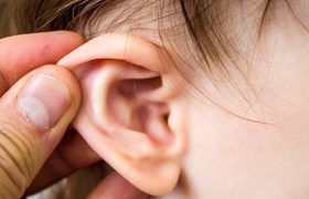 گوش درد کودکان چه علائمی دارد؟