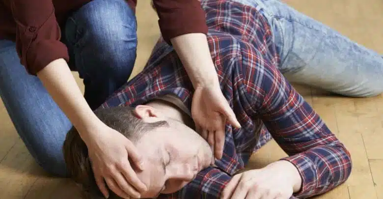 علت تشنج در سن بالا چیست؟