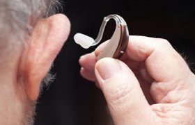 دلایل کاهش شنوایی یا ناشنوایی چیست؟
